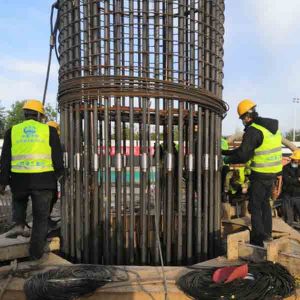 超大、超長樁基籠對接